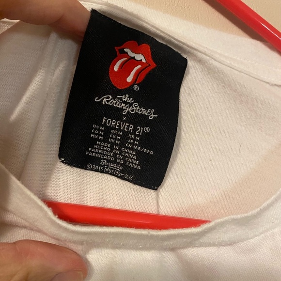 Rolling Stones distressed Tshirt size medium - Picture 3 of 5